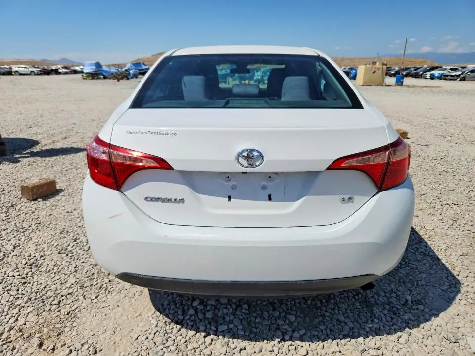 2017 TOYOTA COROLLA LE  