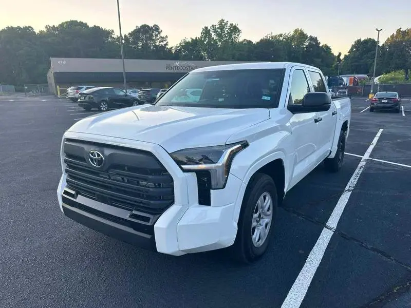 2025 TOYOTA TUNDRA SR  
