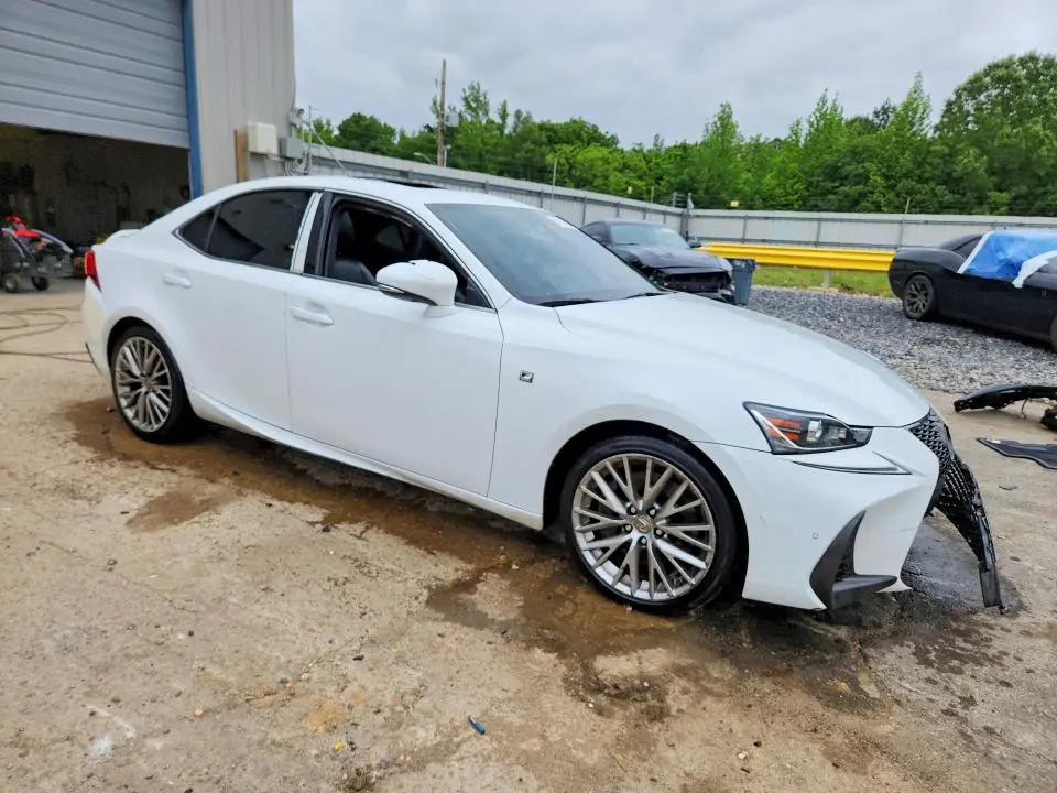 2019 LEXUS IS 300  