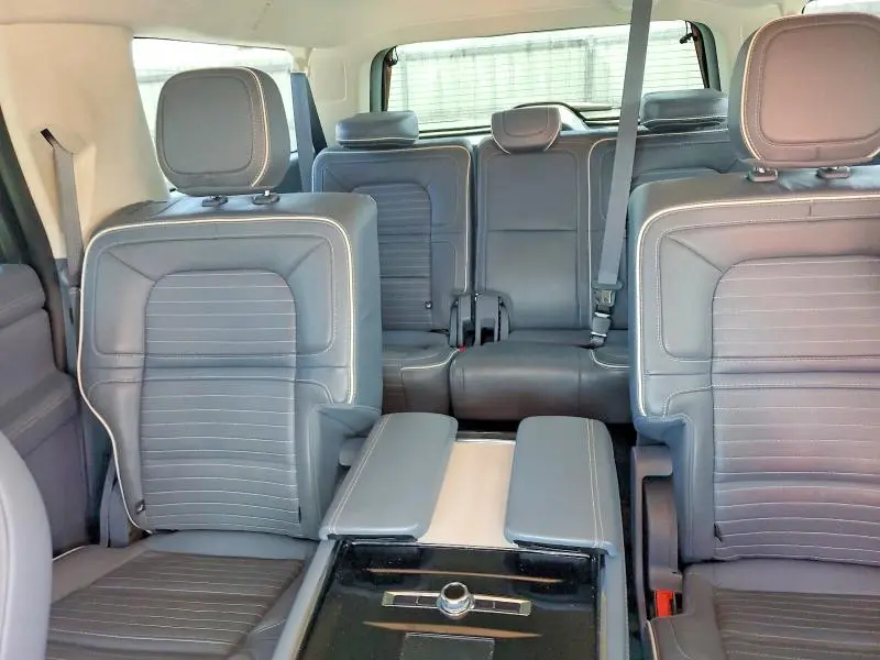 2021 LINCOLN NAVIGATOR L BLACK LABEL  