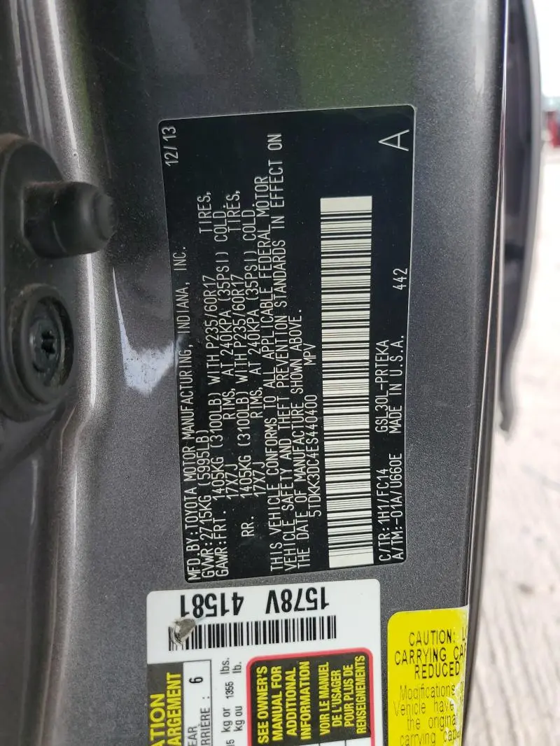 2014 TOYOTA SIENNA LE  