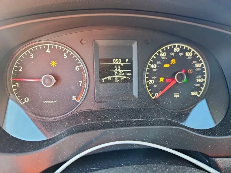 2011 VOLKSWAGEN JETTA SEL  