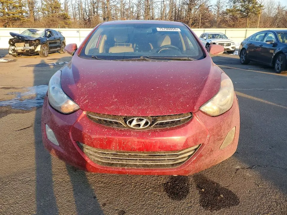 2013 HYUNDAI ELANTRA GLS  