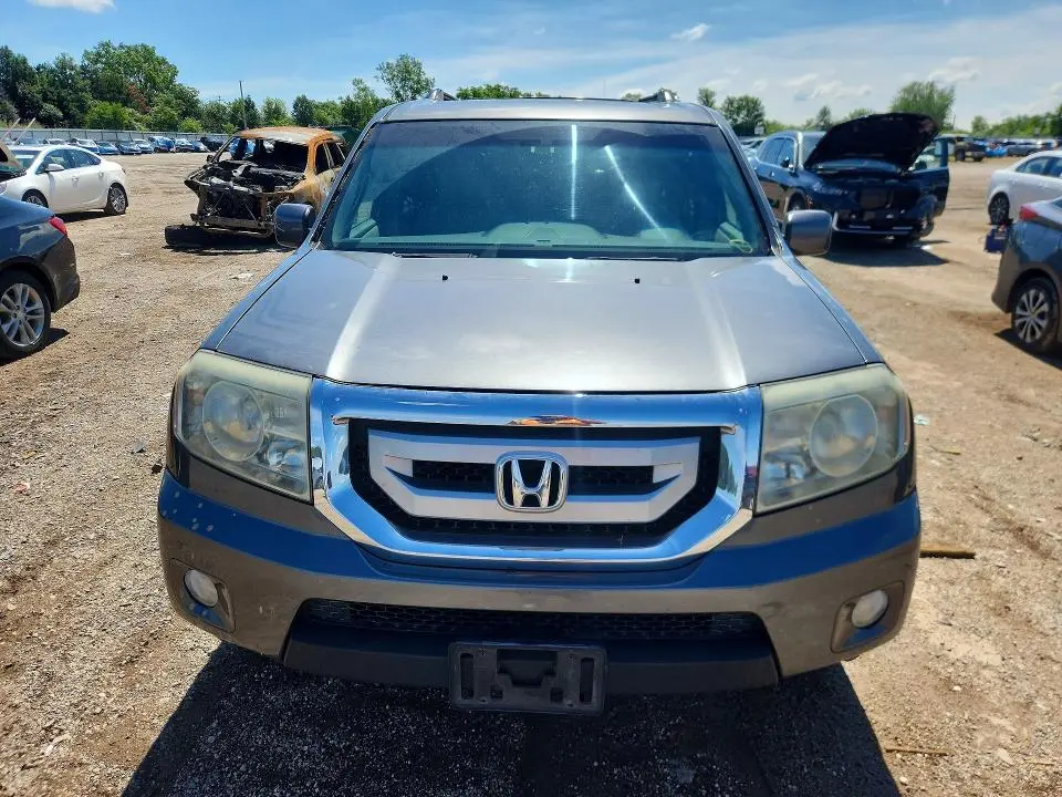 2011 HONDA PILOT EXLN  