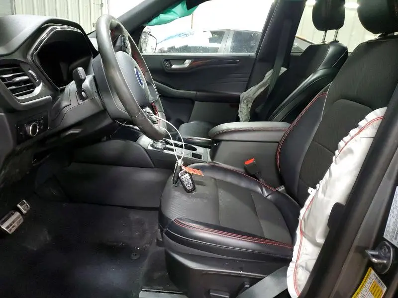 2023 FORD ESCAPE ST LINE  