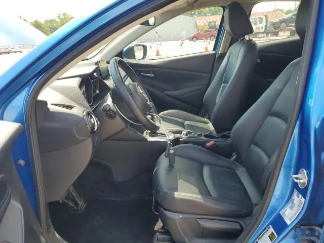 2019 TOYOTA YARIS L  