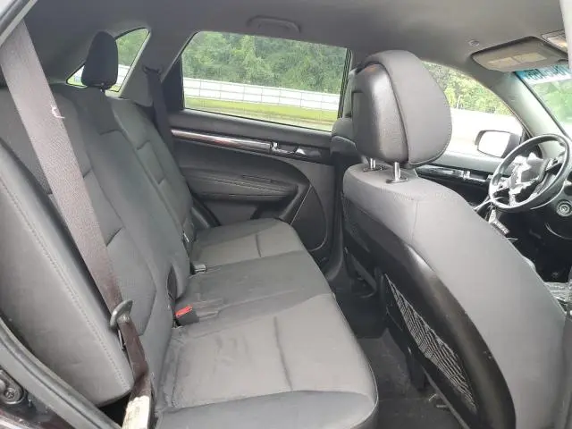 2012 KIA SORENTO BASE  