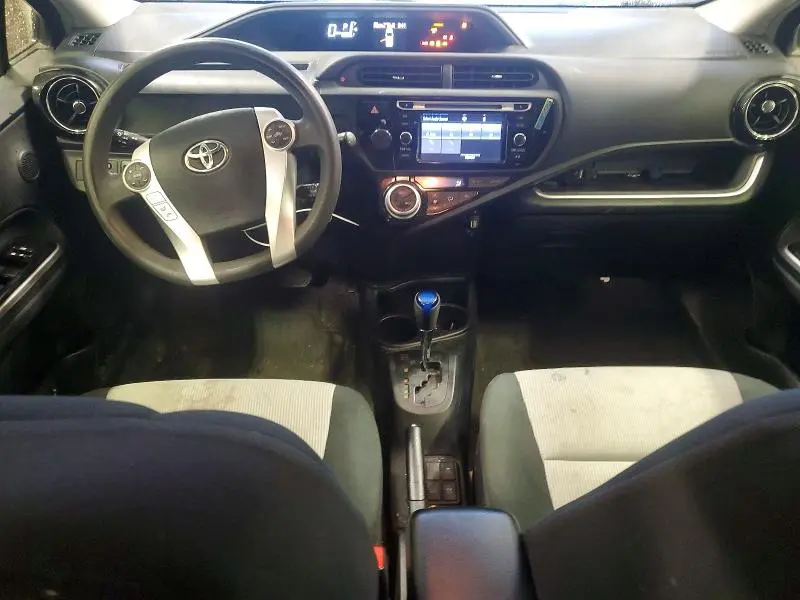 2016 TOYOTA PRIUS C TWO  