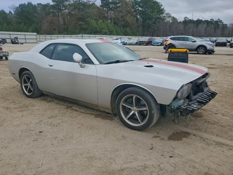 2012 DODGE CHALLENGER SXT  