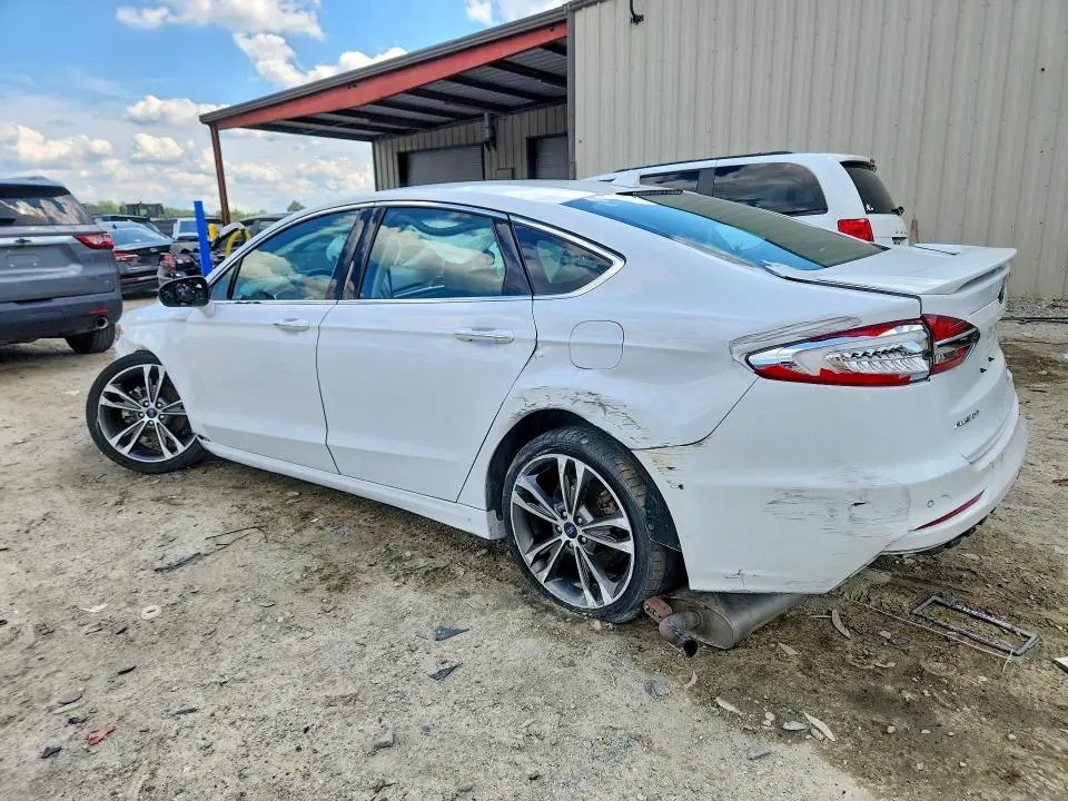 2019 FORD FUSION TITANIUM  