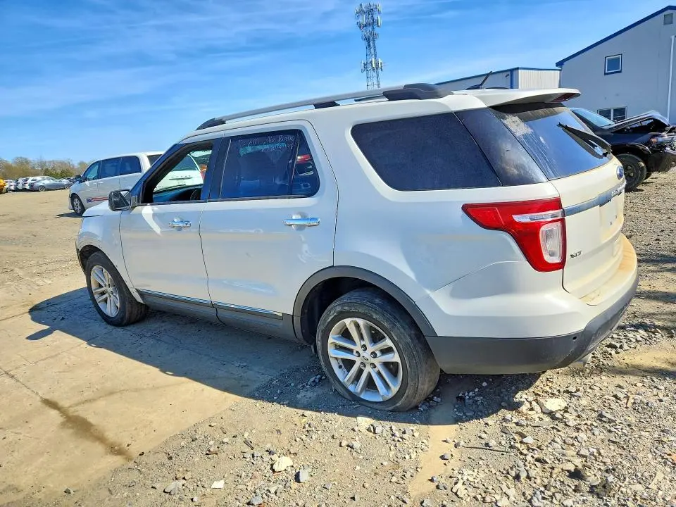 2011 FORD EXPLORER XLT  