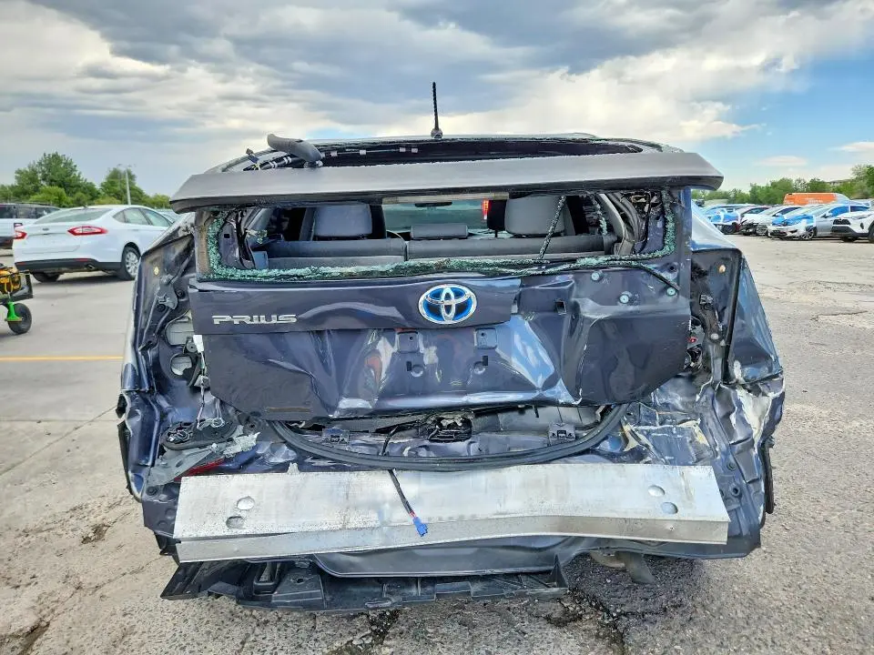 2013 TOYOTA PRIUS TWO  