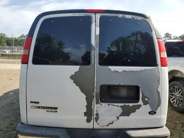 2011 CHEVROLET EXPRESS G3500 LT  