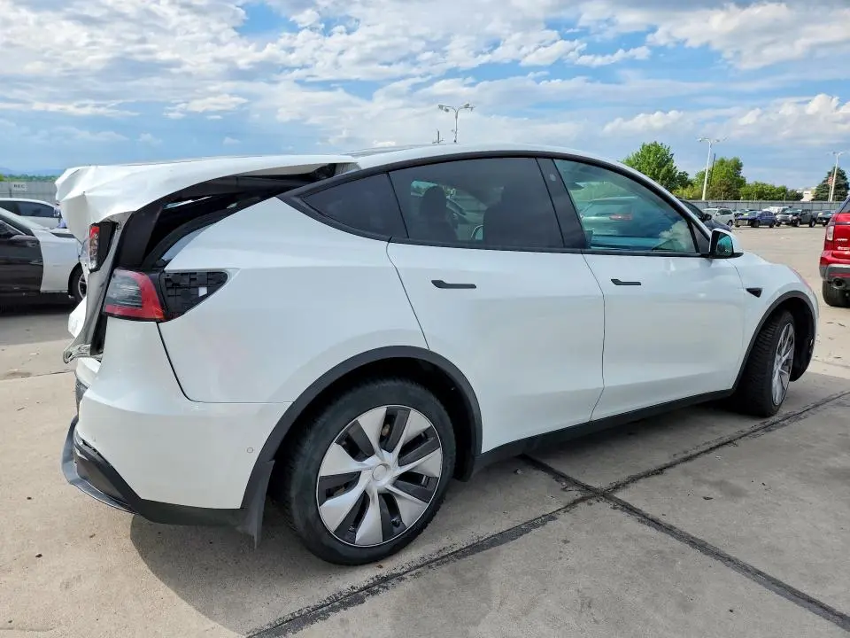 2022 TESLA MODEL Y   