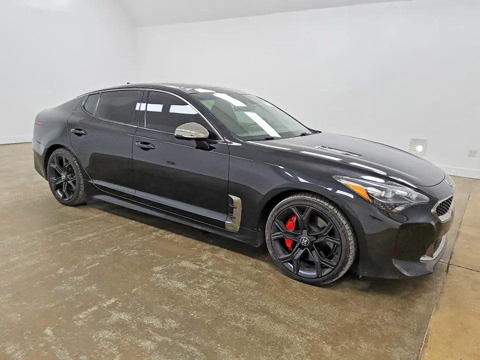 2020 KIA STINGER GT1  