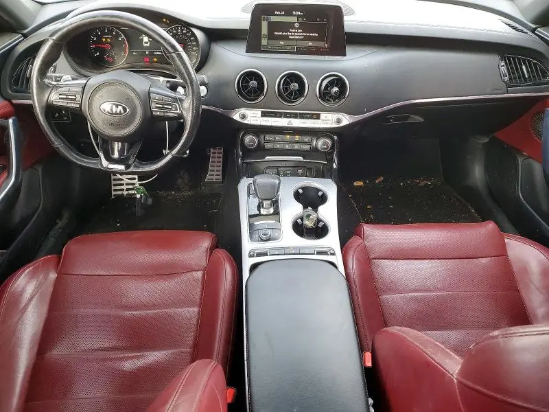 2018 KIA STINGER GT2  