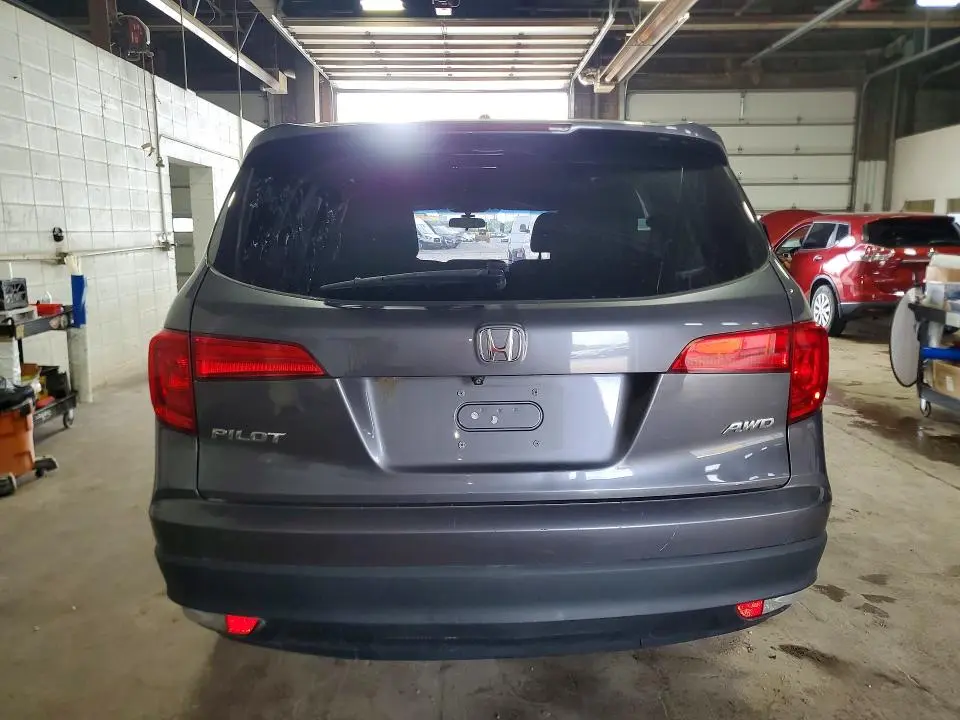 2017 HONDA PILOT EX  