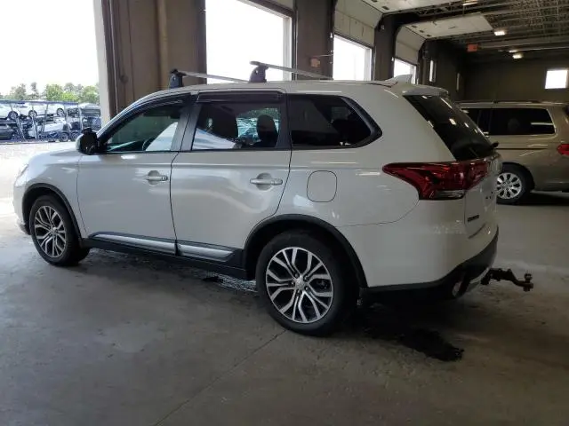 2018 MITSUBISHI OUTLANDER SE  