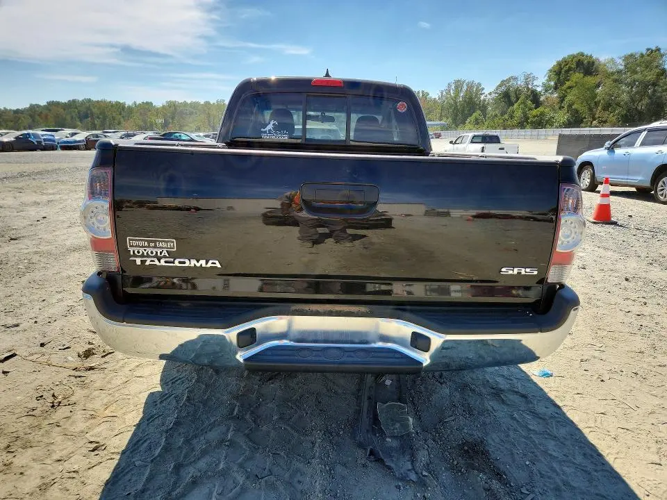 2014 TOYOTA TACOMA BASE  