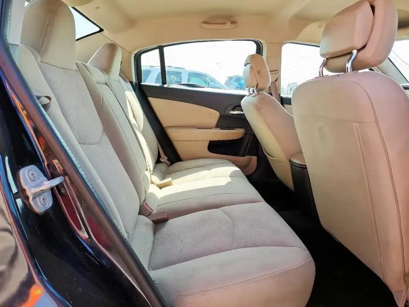 2012 CHRYSLER 200 LX  