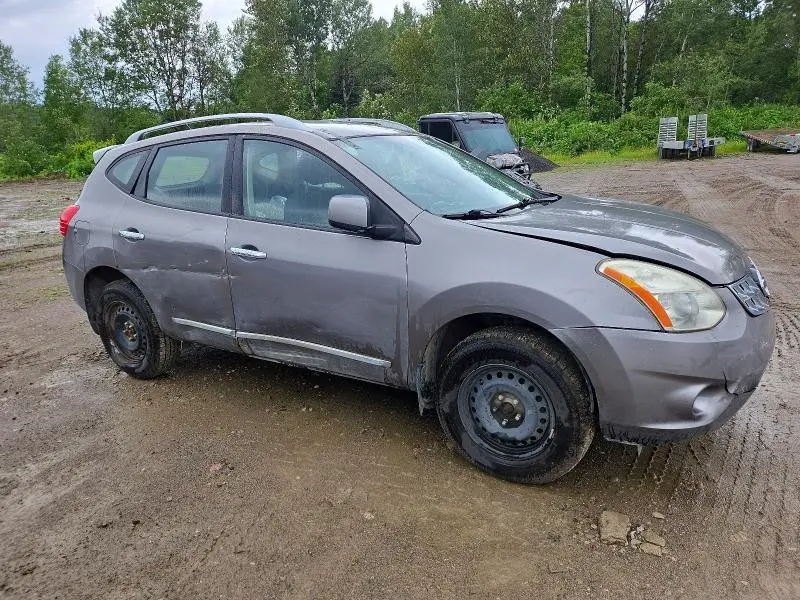 2012 NISSAN ROGUE S  