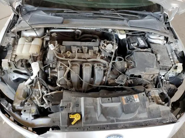 2017 FORD FOCUS SE  
