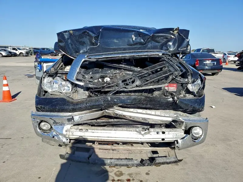 2013 TOYOTA TUNDRA CREWMAX SR5  