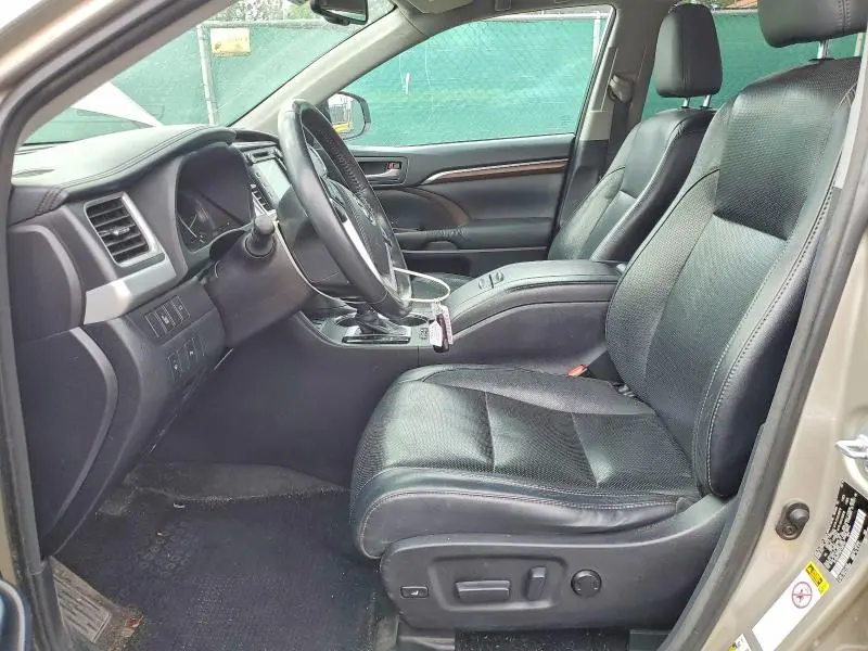 2015 TOYOTA HIGHLANDER LIMITED  