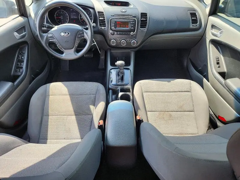2018 KIA FORTE LX  