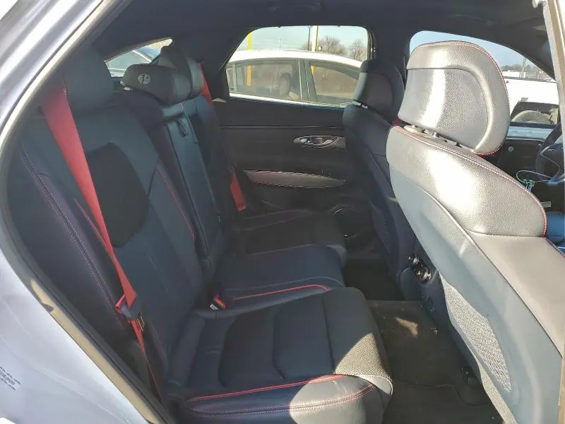 2023 GENESIS GV70 BASE  