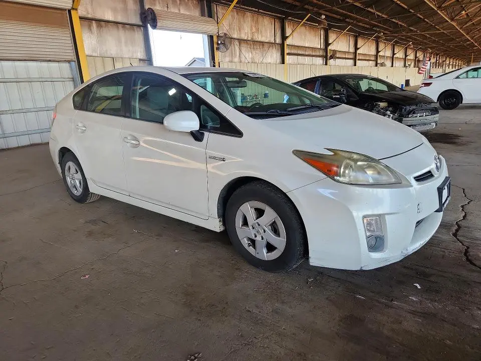 2011 TOYOTA PRIUS TWO  