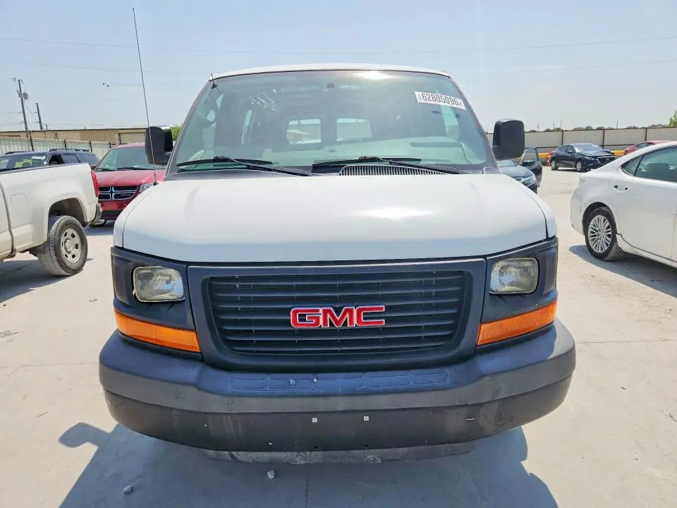 2015 GMC SAVANA G3500  