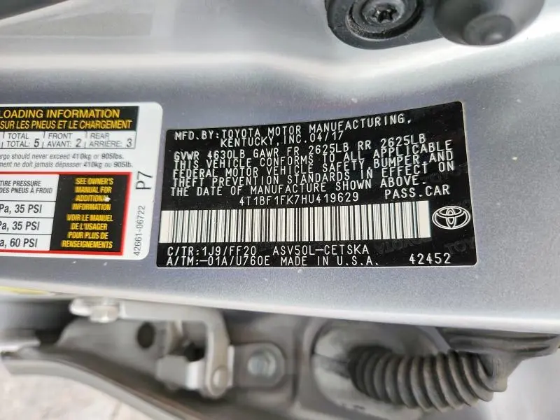 2017 TOYOTA CAMRY SE  