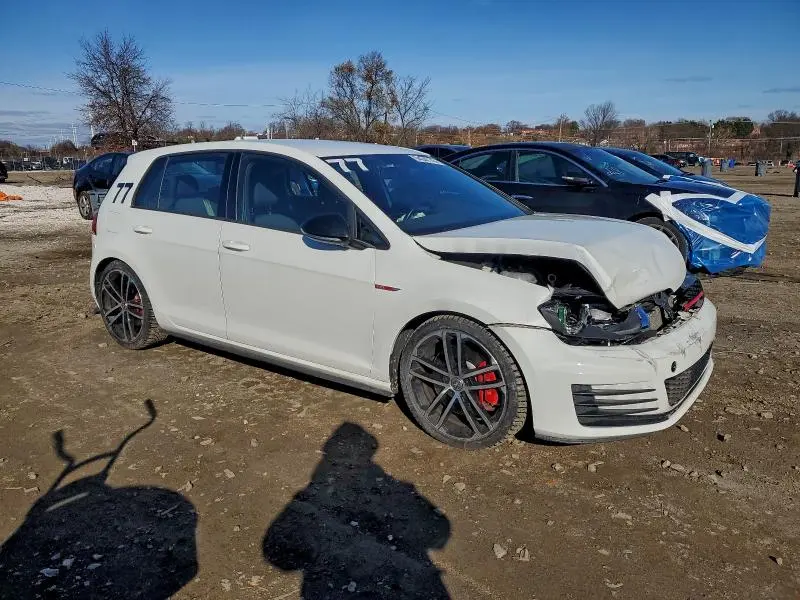 2017 VOLKSWAGEN GTI S/SE  