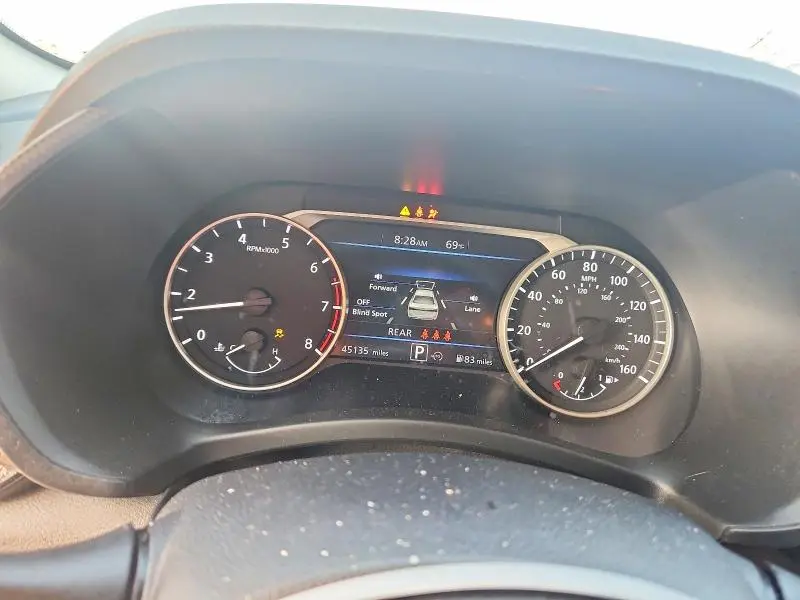 2024 NISSAN SENTRA SR  