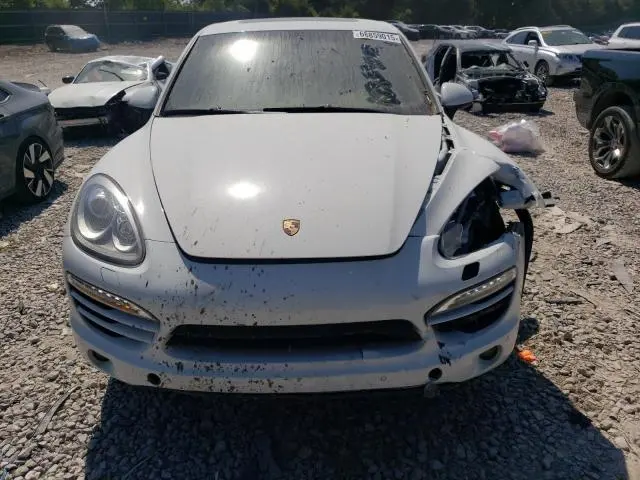 2013 PORSCHE CAYENNE   