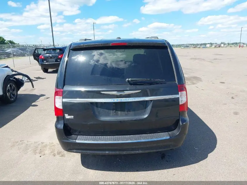 2013 CHRYSLER TOWN & COUNTRY TOURING-L
