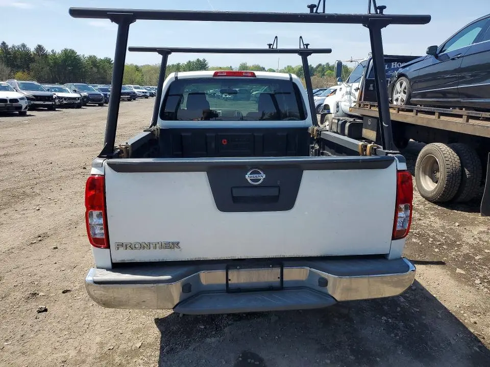 2016 NISSAN FRONTIER S  