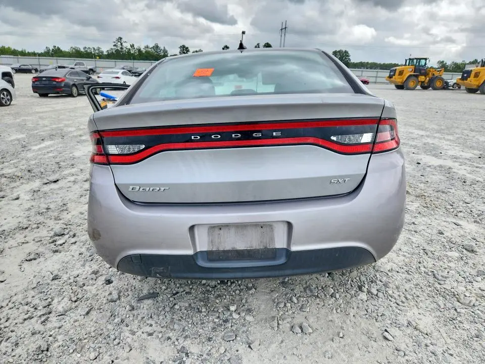 2015 DODGE DART SXT  
