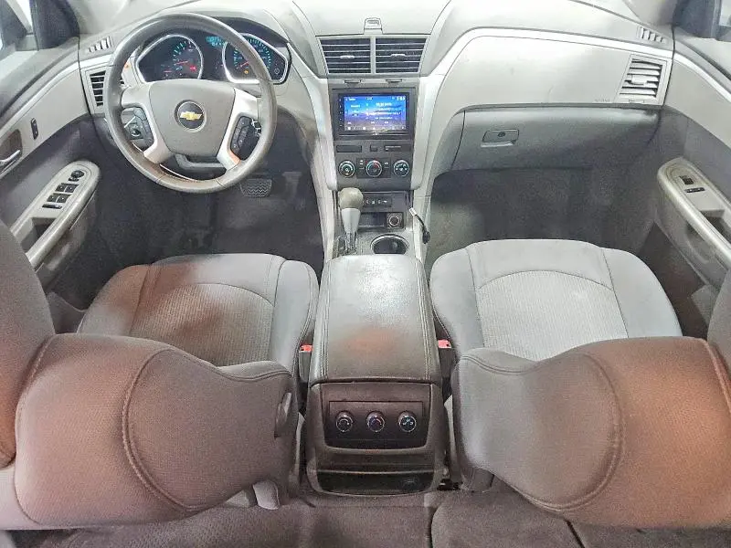 2012 CHEVROLET TRAVERSE LS  