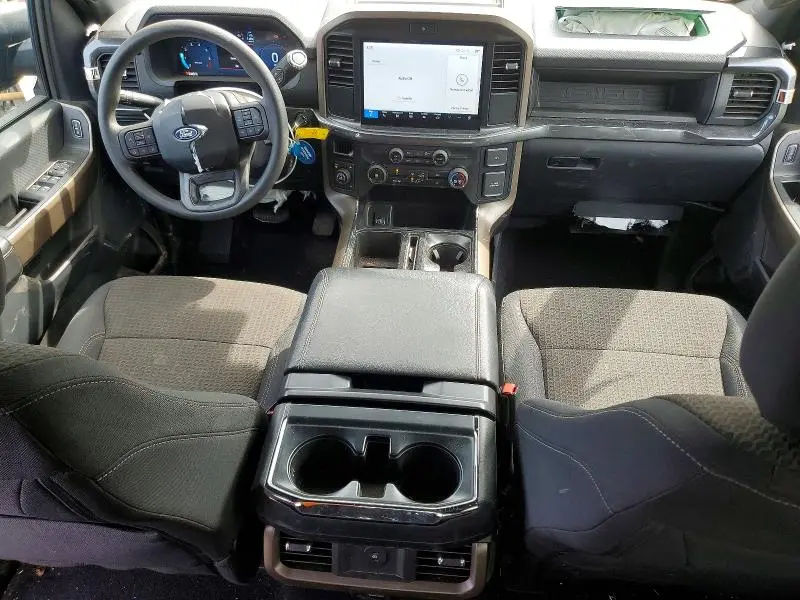 2025 FORD F150 STX  