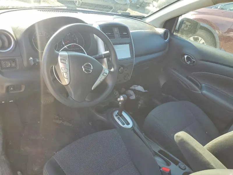 2019 NISSAN VERSA SV  