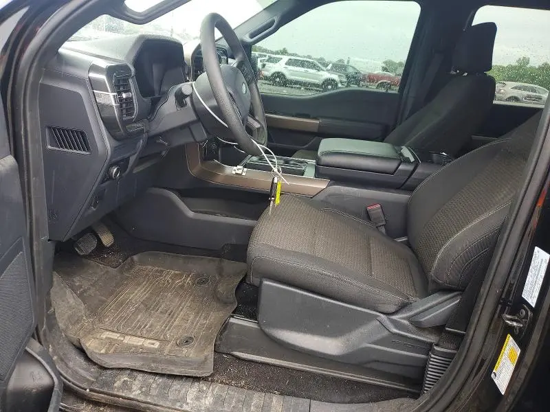 2024 FORD F150 STX  