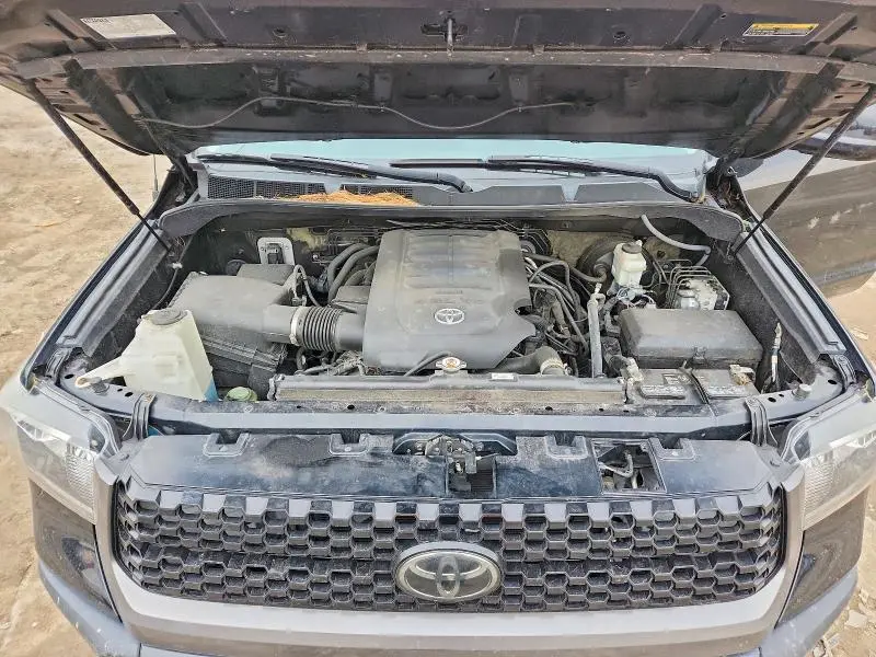 2018 TOYOTA TUNDRA SR  