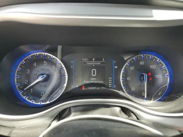 2020 CHRYSLER PACIFICA TOURING  