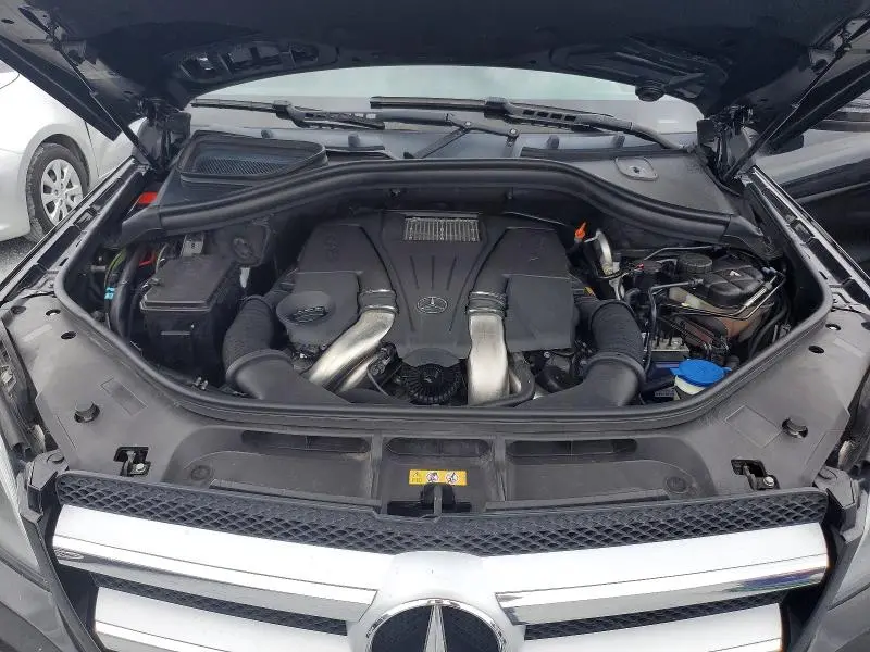 2015 MERCEDES-BENZ GL 550 4MATIC  