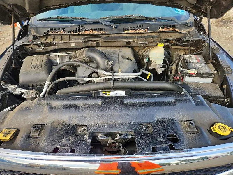 2015 RAM 1500 SLT  