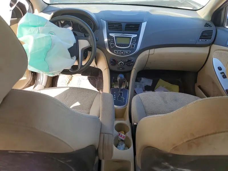 2013 HYUNDAI ACCENT GLS  