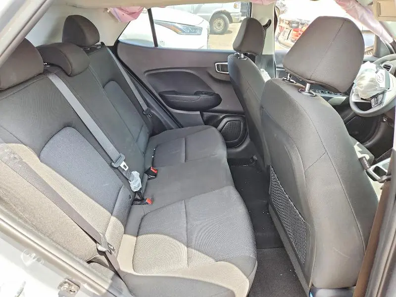 2022 HYUNDAI VENUE SE  