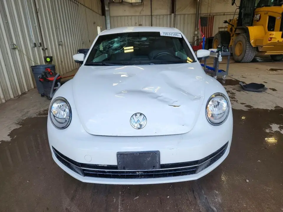 2013 VOLKSWAGEN BEETLE   